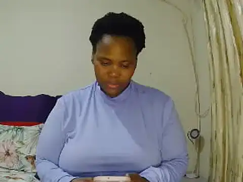 Real1SweetQueen online show from June 2026 05:06:02 PM