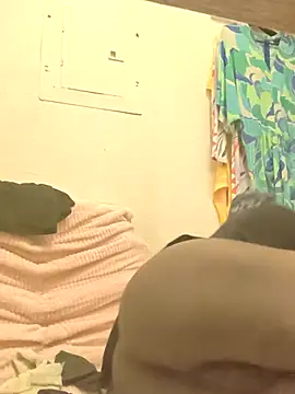 icyMike43 online show from February 2026 02:11:01 AM