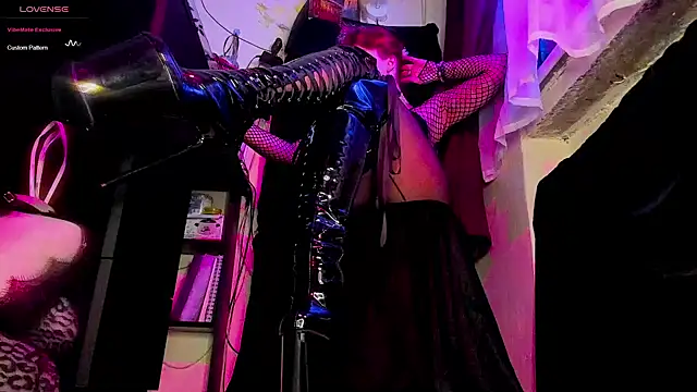 astarrot online show from February 2025 07:09:01 PM