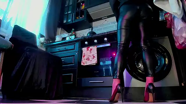 astarrot online show from March 2025 07:51:02 AM