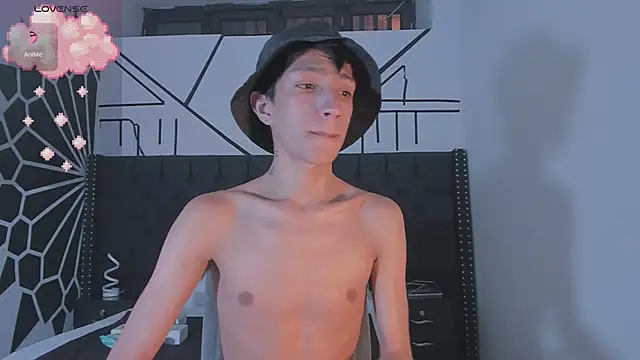 Snapshot of DereckCooperr chatting on February 2025 11:55:02 PM DereckCooperr online show from February 2025 11:55:02 PM