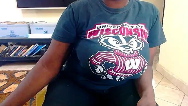 Snapshot of sunnylovexp chatting on February 2025 02:58:02 PM sunnylovexp online show from February 2025 02:58:02 PM