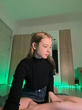 freiiaflower online show from March 2025 04:07:02 PM