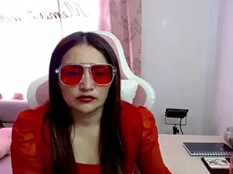 Snapshot of EVA_GRAYS chatting on February 2025 04:25:01 PM EVA GRAYS online show from February 2025 04:25:01 PM