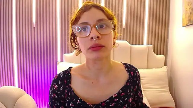 Katy Van online show from February 2026 09:04:01 PM