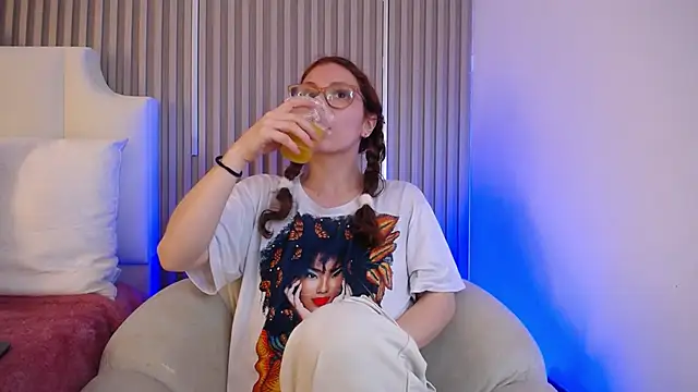 Katy Van online show from May 2026 09:09:02 PM