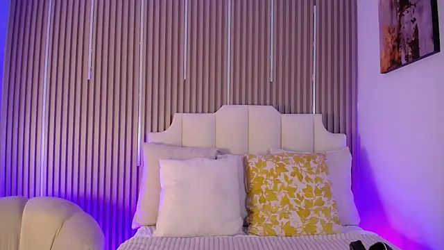 Katy Van online show from June 2026 08:37:02 PM