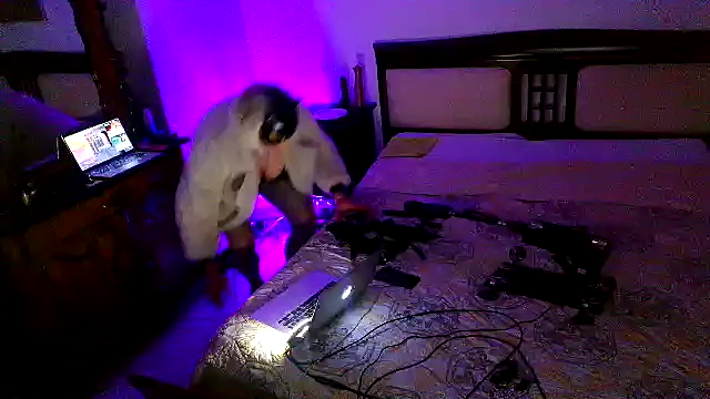 Snapshot of CharlotteVixxens chatting on January 2026 09:29:01 PM CharlotteVixxens online show from January 2026 09:29:01 PM