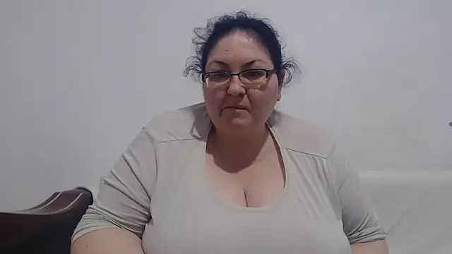 Nykyxo online show from May 2026 12:12:01 PM