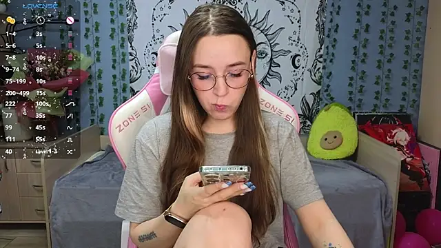 Snapshot of Sweet_frosti chatting on February 2025 03:00:02 AM Sweet frosti online show from February 2025 03:00:02 AM