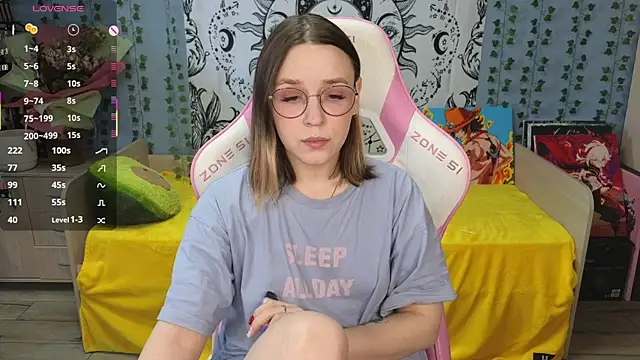 Snapshot of Sweet_frosti chatting on March 2025 02:25:01 AM Sweet frosti online show from March 2025 02:25:01 AM