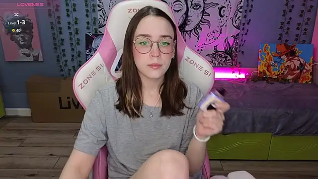 Snapshot of Sweet_frosti chatting on September 2025 03:30:02 AM Sweet frosti online show from September 2025 03:30:02 AM