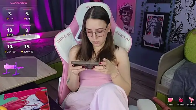 Snapshot of Sweet_frosti chatting on November 2025 03:30:01 AM Sweet frosti online show from November 2025 03:30:01 AM