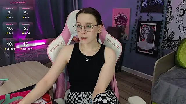 Snapshot of Sweet_frosti chatting on February 2026 04:43:02 AM Sweet frosti online show from February 2026 04:43:02 AM