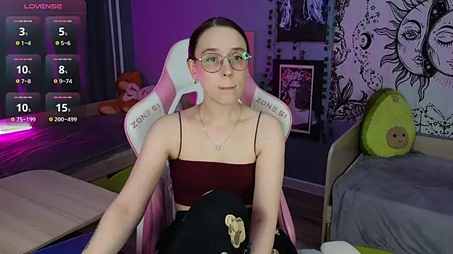 Snapshot of Sweet_frosti chatting on February 2026 03:26:01 AM Sweet frosti online show from February 2026 03:26:01 AM