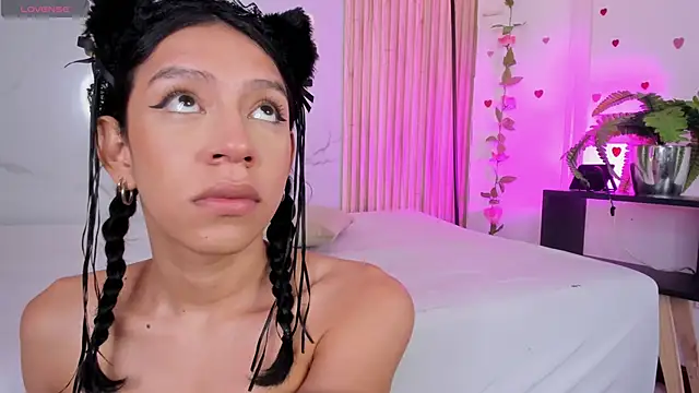 AdammClark1 online show from March 2025 08:08:02 PM