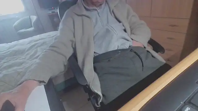 papillonhotofficial online show from February 2025 09:08:02 AM