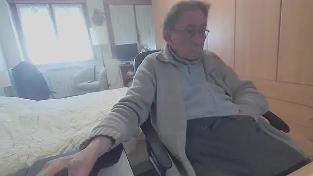 papillonhotofficial online show from March 2025 10:03:02 AM