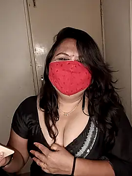 Snapshot of Love-priya chatting on February 2025 04:56:02 PM Love-priya online show from February 2025 04:56:02 PM