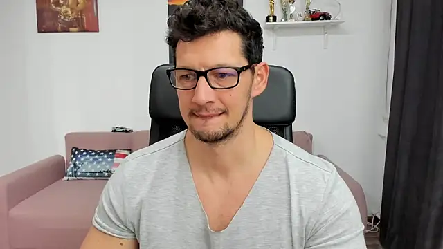 Snapshot of BrutusK08 chatting on January 2025 02:41:01 PM BrutusK08 online show from January 2025 02:41:01 PM