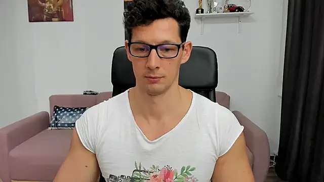 Snapshot of BrutusK08 chatting on January 2025 11:03:02 AM BrutusK08 online show from January 2025 11:03:02 AM