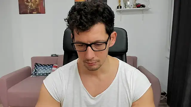 Snapshot of BrutusK08 chatting on January 2025 12:10:01 PM BrutusK08 online show from January 2025 12:10:01 PM