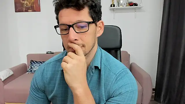 Snapshot of BrutusK08 chatting on January 2025 07:26:01 AM BrutusK08 online show from January 2025 07:26:01 AM