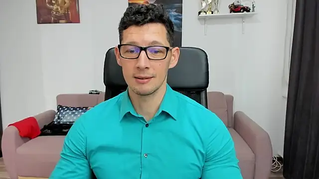 Snapshot of BrutusK08 chatting on February 2025 10:34:01 AM BrutusK08 online show from February 2025 10:34:01 AM