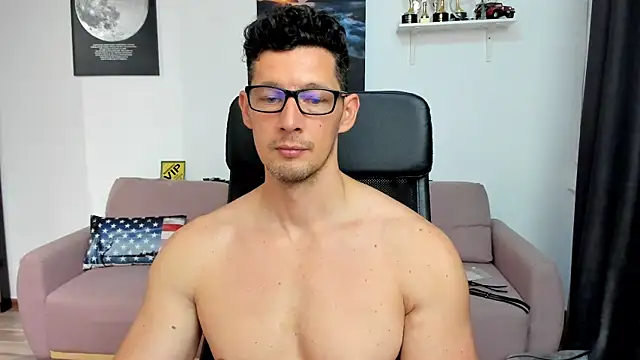 BrutusK08 online show from July 2026 10:39:01 AM