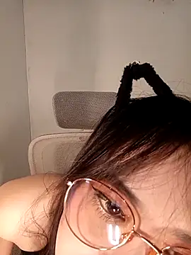 Chall mee online show from April 2026 03:42:02 PM