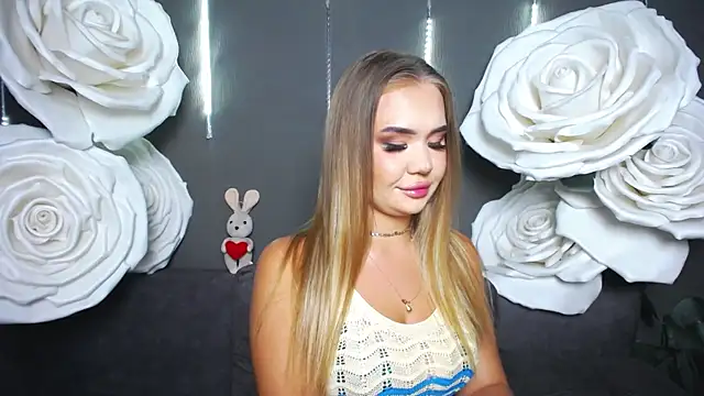 StacyYellig online show from July 2026 08:59:01 PM