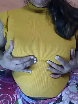 Snapshot of CUTE_SOPHIA- chatting on December 2024 06:48:01 PM CUTE SOPHIA- online show from December 2024 06:48:01 PM