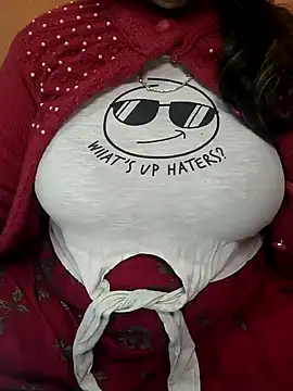 Snapshot of CUTE_SOPHIA- chatting on December 2024 07:00:02 PM CUTE SOPHIA- online show from December 2024 07:00:02 PM