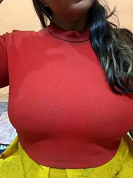 Snapshot of CUTE_SOPHIA- chatting on February 2025 04:50:01 AM CUTE SOPHIA- online show from February 2025 04:50:01 AM