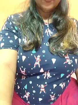 Snapshot of CUTE_SOPHIA- chatting on March 2025 06:44:02 PM CUTE SOPHIA- online show from March 2025 06:44:02 PM