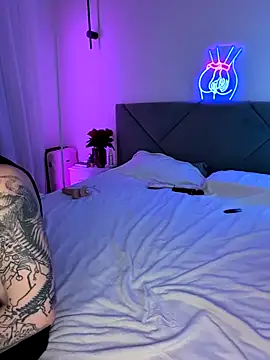 GroteskJane online show from February 2025 08:36:01 PM