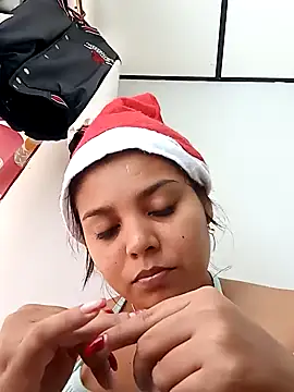 stefanie010 online show from December 2024 04:29:02 PM