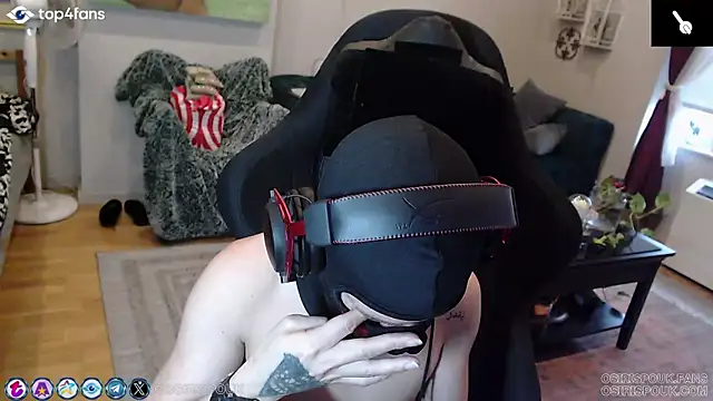 Snapshot of osirispouk chatting on February 2025 08:19:01 PM osirispouk online show from February 2025 08:19:01 PM