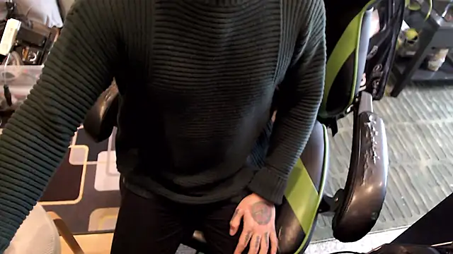 Snapshot of osirispouk chatting on February 2026 08:05:02 PM osirispouk online show from February 2026 08:05:02 PM