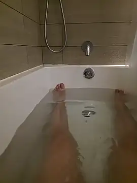 Snapshot of osirispouk chatting on February 2026 05:46:02 PM osirispouk online show from February 2026 05:46:02 PM