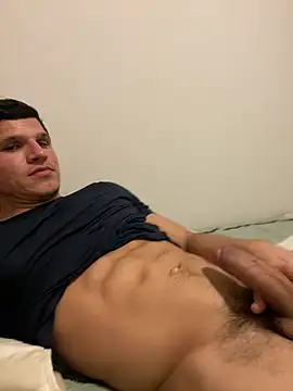 pedrovkr3 online show from May 2026 11:21:02 PM