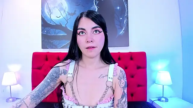 Snapshot of Teresa_Moon_ chatting on January 2025 07:43:01 PM Teresa Moon online show from January 2025 07:43:01 PM