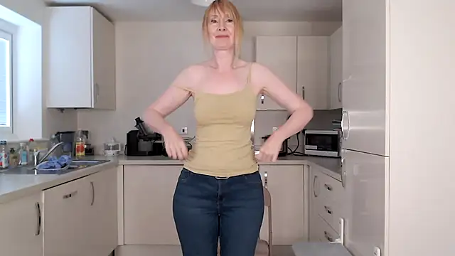 British Goddess Anna online show from July 2026 08:07:01 AM