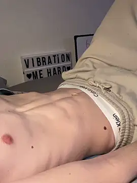 Snapshot of secret_dream415 chatting on February 2026 08:02:01 PM secret dream415 online show from February 2026 08:02:01 PM