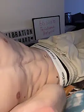 Snapshot of secret_dream415 chatting on February 2026 08:10:02 PM secret dream415 online show from February 2026 08:10:02 PM