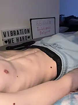 Snapshot of secret_dream415 chatting on March 2026 08:15:02 PM secret dream415 online show from March 2026 08:15:02 PM