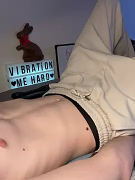 Snapshot of secret_dream415 chatting on April 2026 07:26:02 PM secret dream415 online show from April 2026 07:26:02 PM