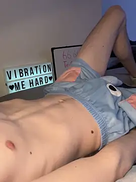 Snapshot of secret_dream415 chatting on April 2026 08:09:01 PM secret dream415 online show from April 2026 08:09:01 PM