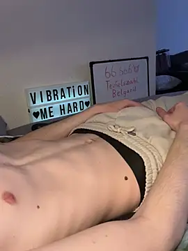 Snapshot of secret_dream415 chatting on April 2026 07:19:02 PM secret dream415 online show from April 2026 07:19:02 PM