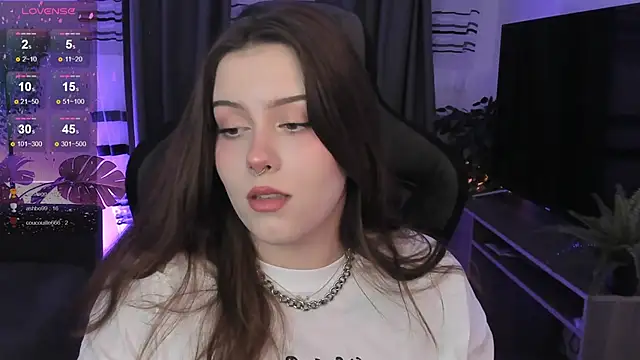 CoralineKeyns online show from February 2025 08:47:02 AM